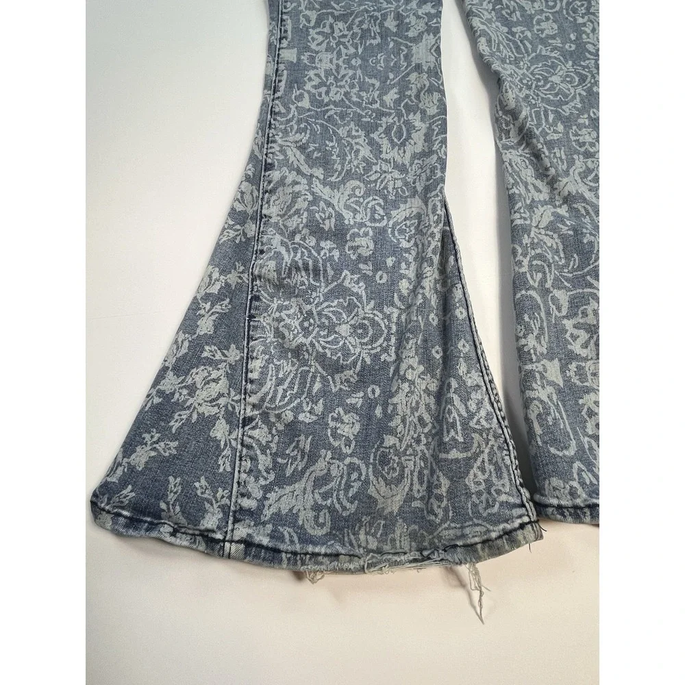 Free People We The Free Dream Lover Floral Paisley Flare Jeans Denim Size 31